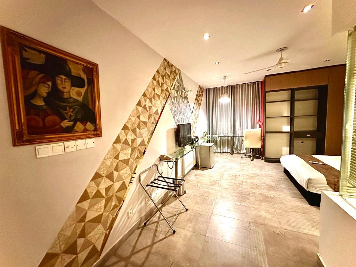 Contemporary Heights Hotel And Apartments Dhaka Bagian luar foto